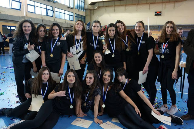 Ο Δήμαρχος Πέλλας συγχαίρει την ομάδα χαντμπολ του 1ου ΓΕΛ Γιαννιτσών